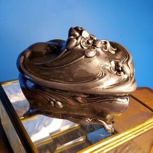 Jennings Brothers Jewelry Casket Art Noveau.